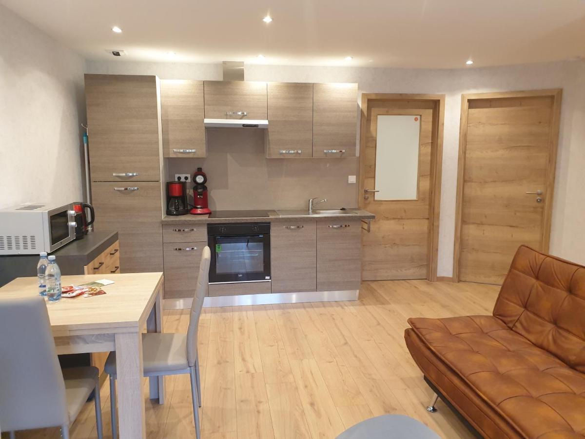 Appartamento Meublé du 25 N6 étage 2 Niederbronn-les-Bains Esterno foto